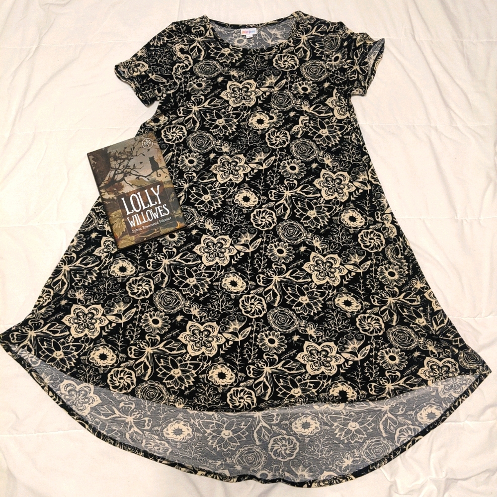 New Lularoe Carly - Black & Tan Floral Pattern